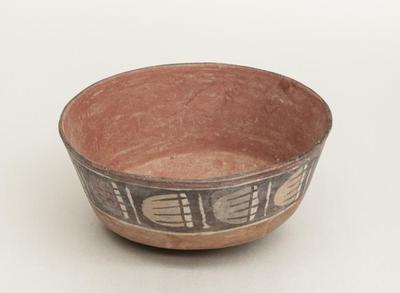 Round Bowl with Straight Tapered Sides