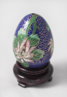Egg Shaped Salt